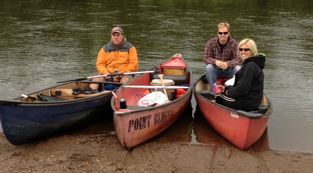summer canoe club trip